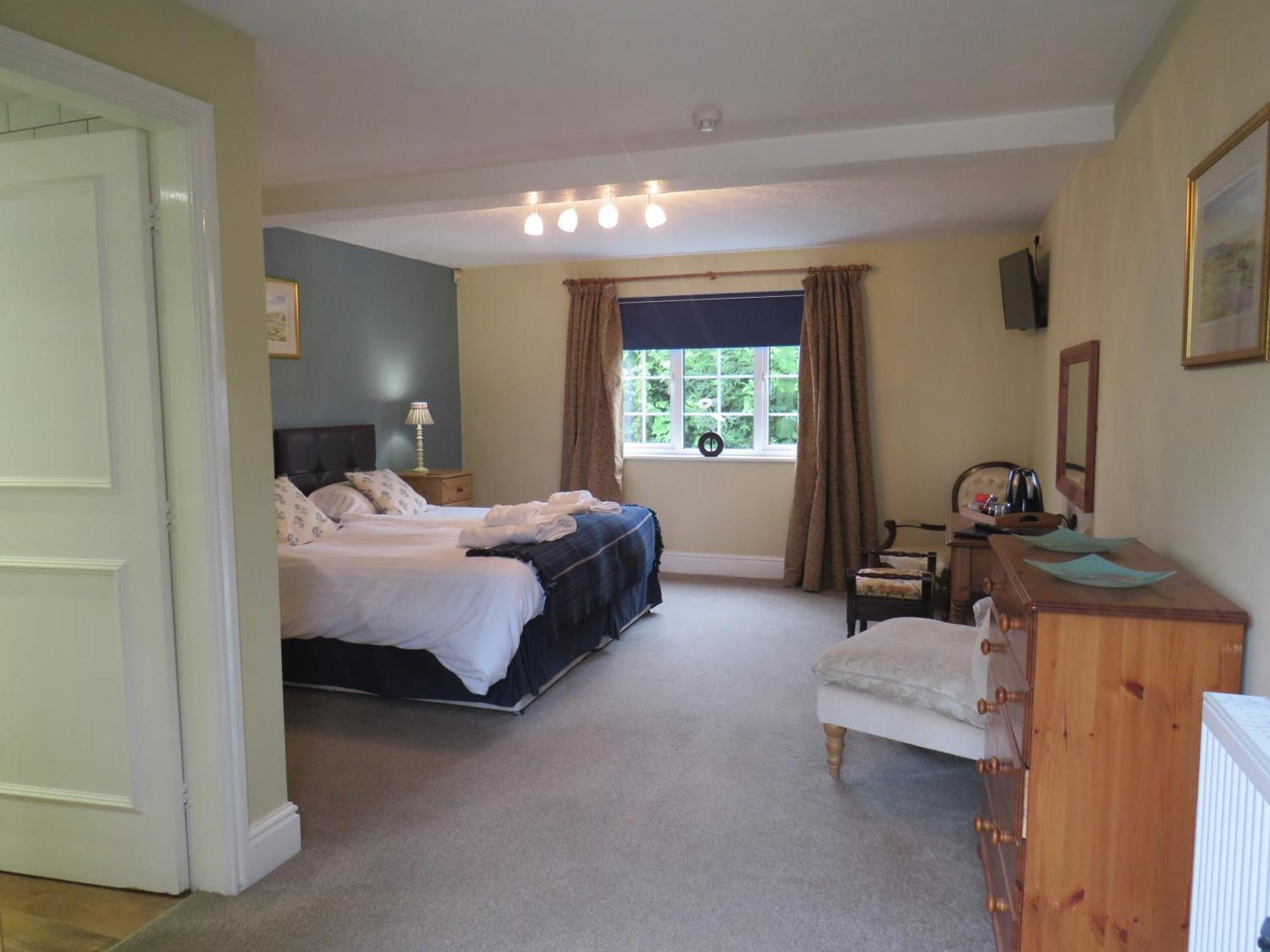 Ganton Greyhound Inn ภายนอก รูปภาพ